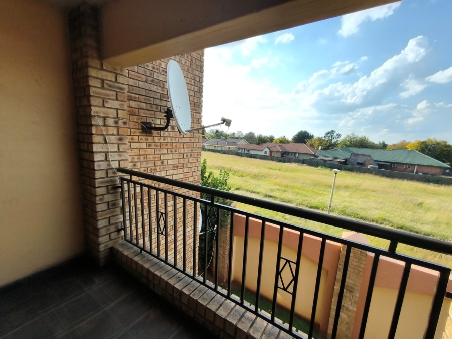 2 Bedroom Property for Sale in Vaalpark Free State